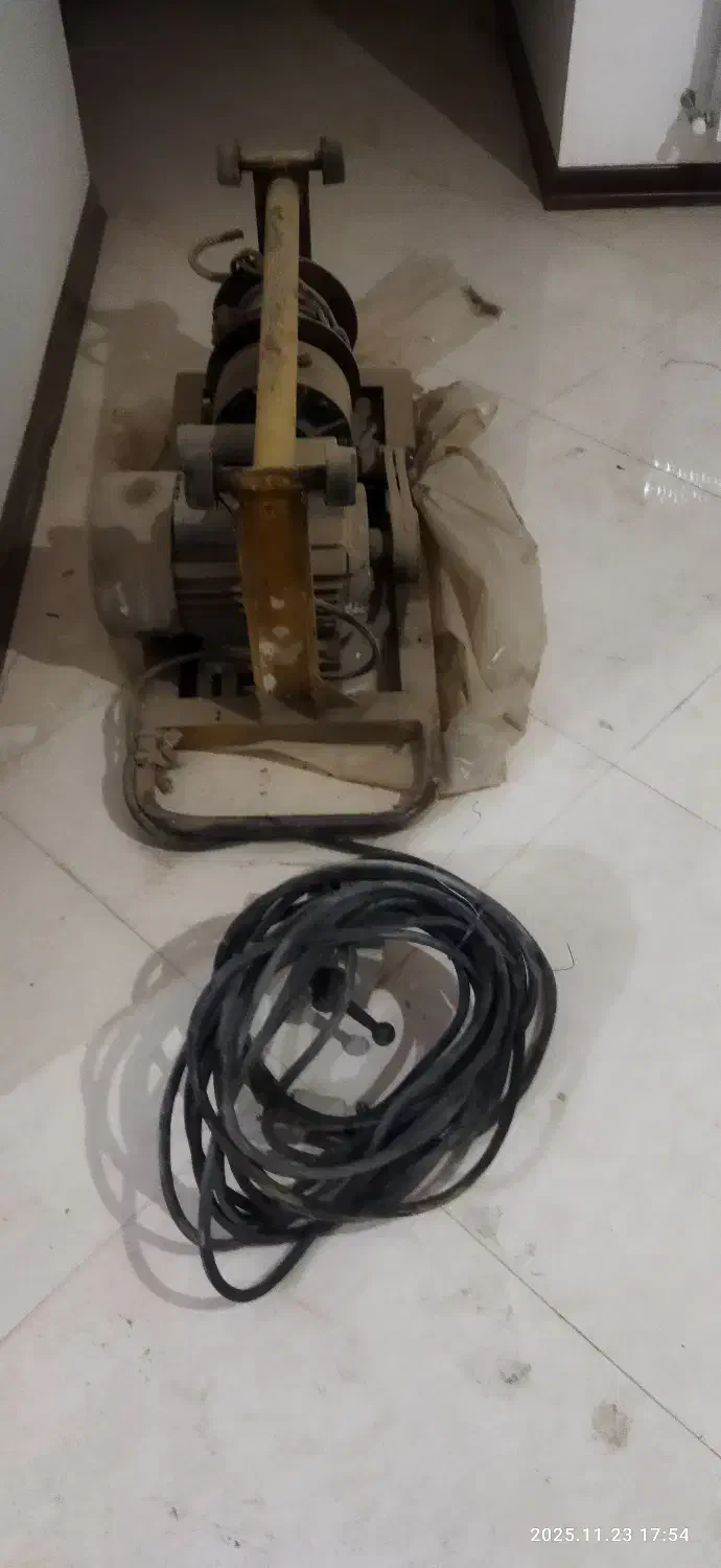 بالابر درحد نو|مصالح و تجهیزات ساختمان|اصفهان, شهرک کوثر|دیوار