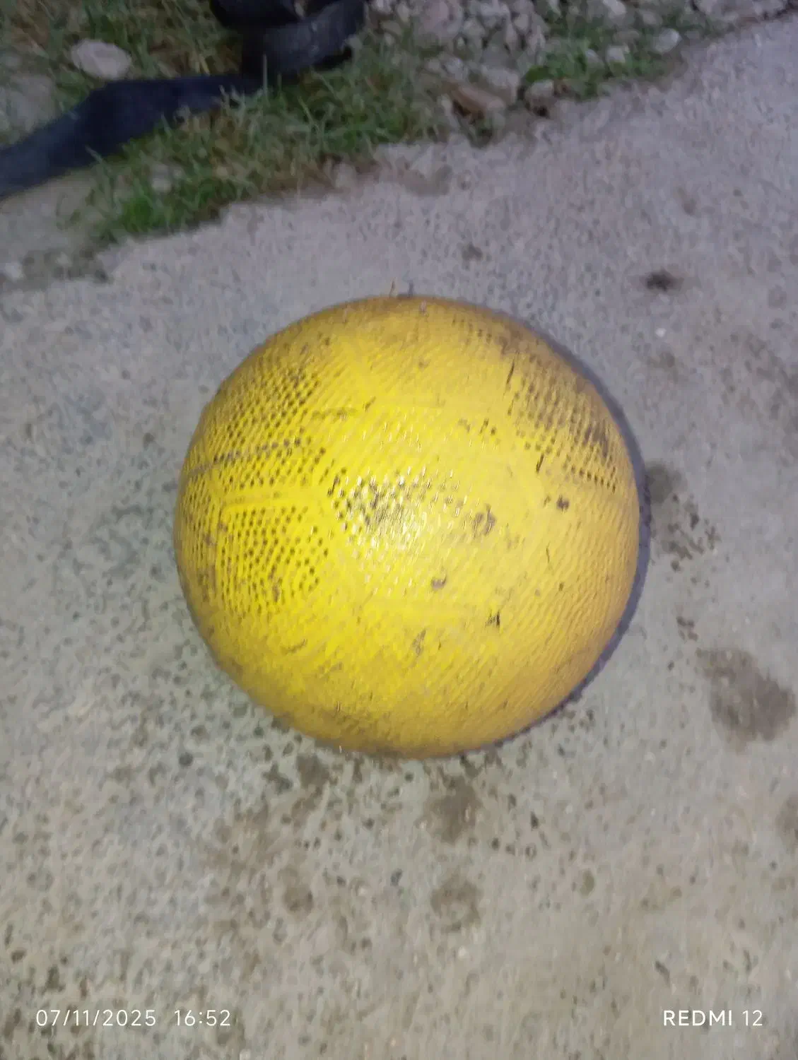 توپ فوتبال|ورزشهای توپی|آزادشهر, |دیوار