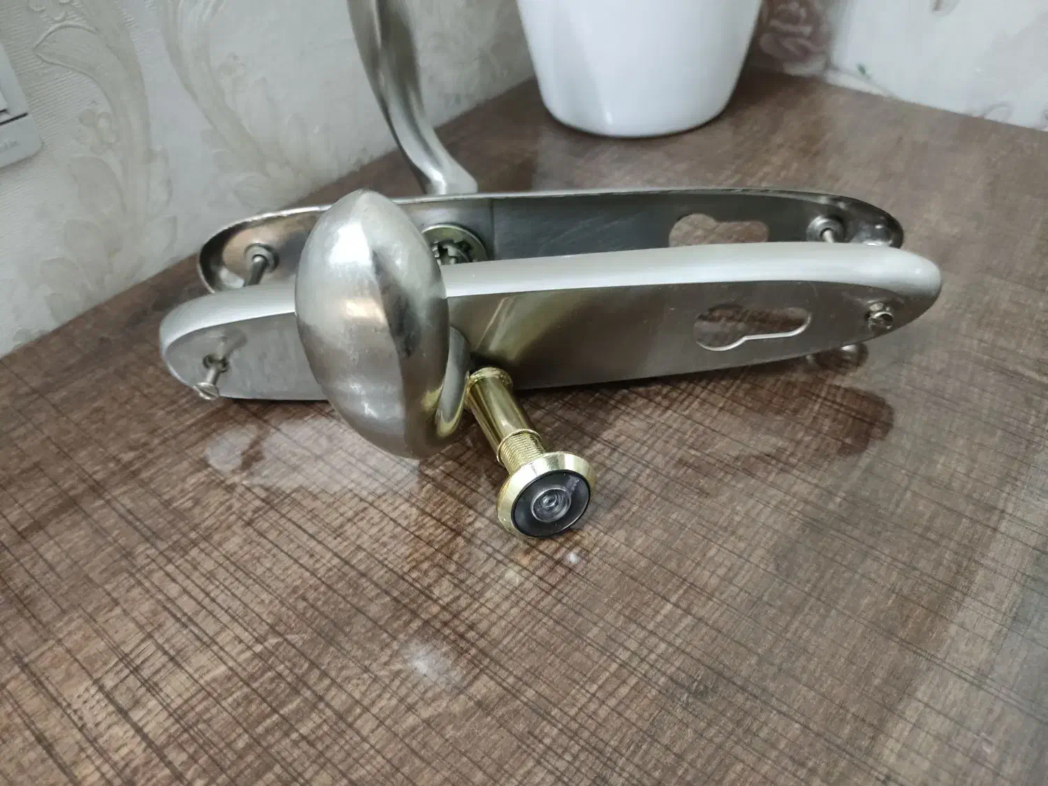 دستگیره درب آپارتمان درحدنو|مصالح و تجهیزات ساختمان|صباشهر, |دیوار