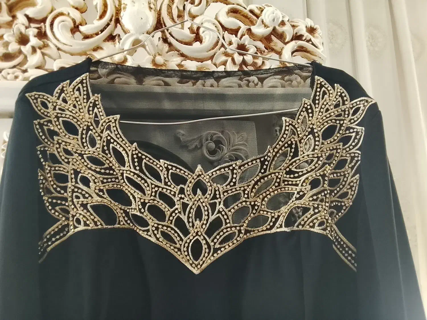 لباس مجلسی|لباس|آبسرد, |دیوار