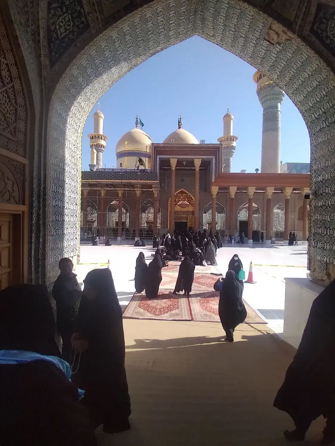 کربلا فوری|تور و چارتر|بروجرد, |دیوار