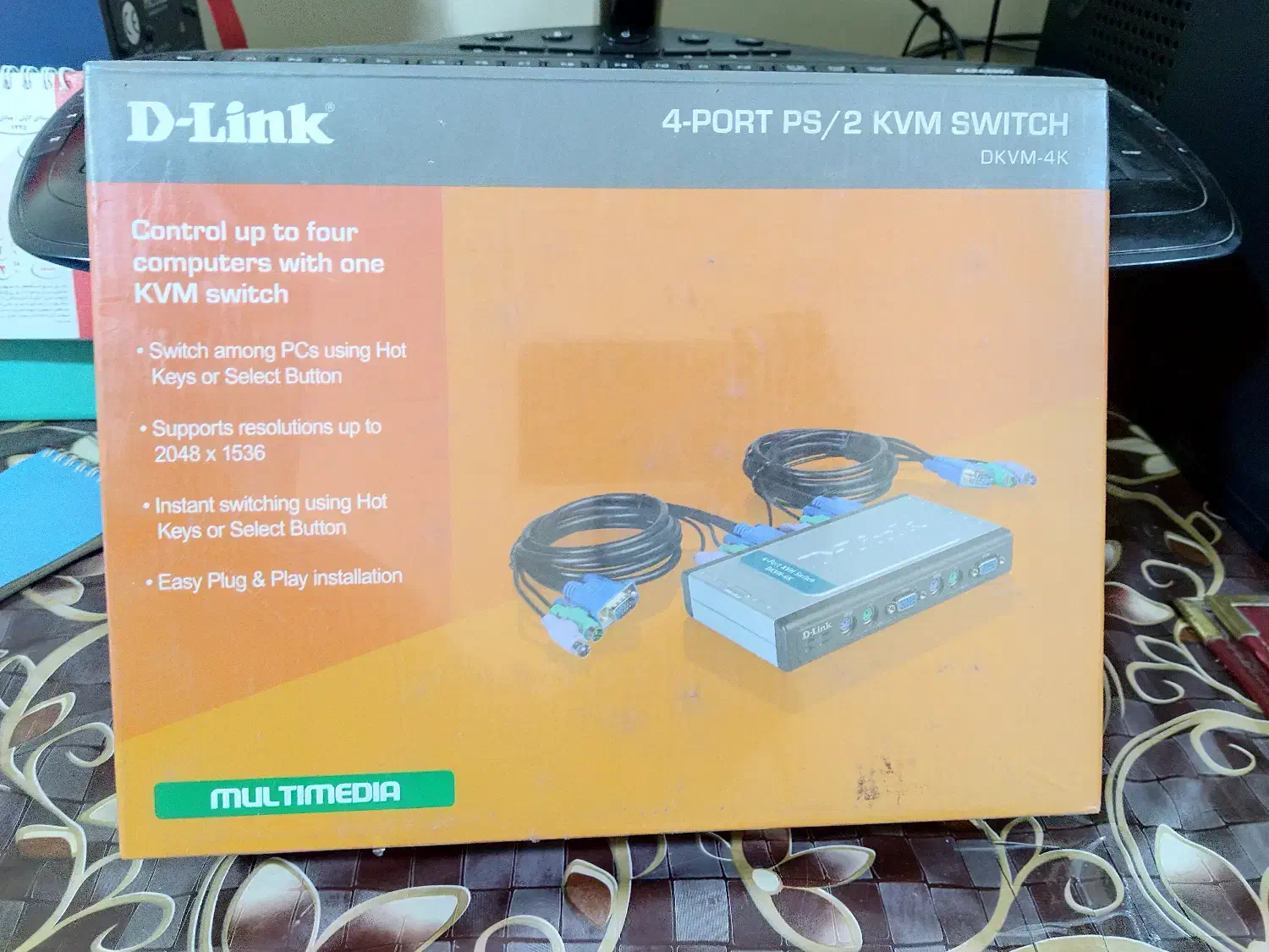 سوییچ KVM دی-لینک مدل DKVM-4K برای 4 عدد کامپیوتر|مودم و تجهیزات شبکه|اهواز, فولادشهر|دیوار