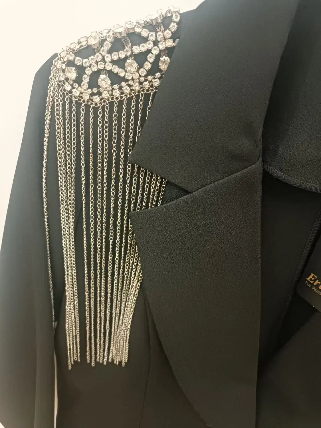 کت مشکی|لباس|کرمانشاه, |دیوار