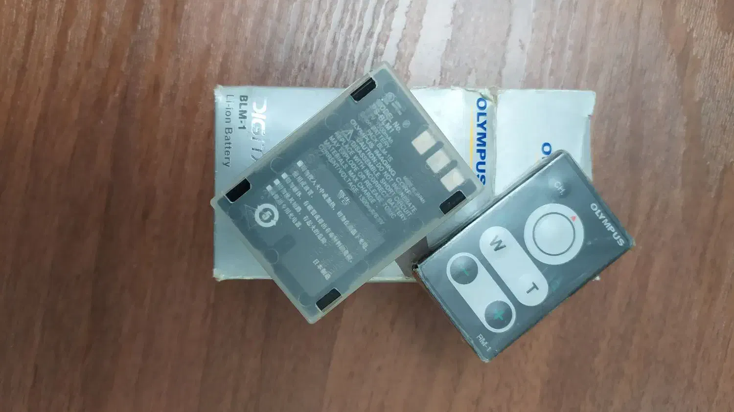 دوربین کلیکسیونی. ولوازم|دوربین عکاسی و فیلمبرداری|زنجان, |دیوار