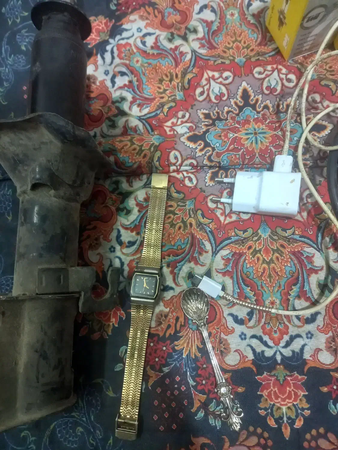 کمک خودروولامپ وساعت مچی زی۴درب۲دانه براچگلگیرهاع|قطعات یدکی و لوازم جانبی|بجنورد, |دیوار