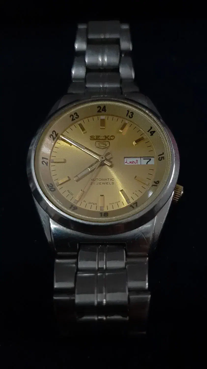 ساعت سکو۵|ساعت|بروجرد, |دیوار