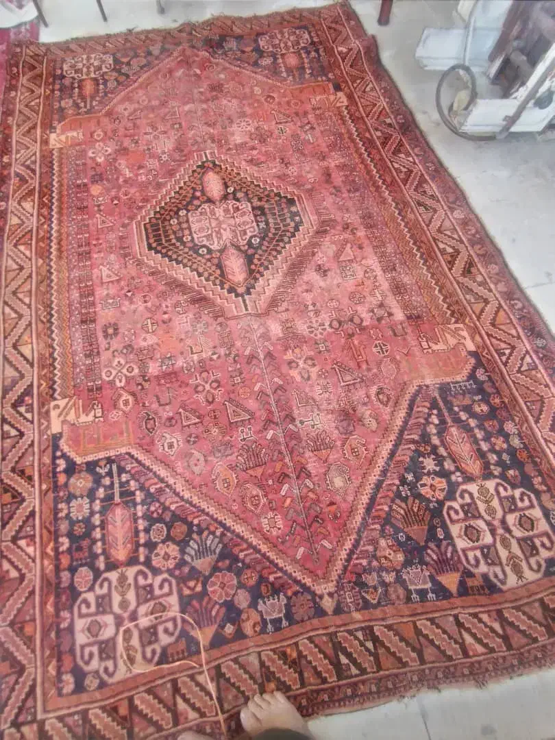 فرش قدیمی قرمز|فرش|یاسوج, |دیوار