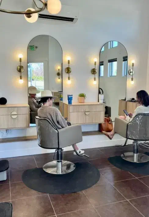 واگذاری سالن زیبایی زنانه|آرایشگاه و سالن‌های زیبایی|سبزوار, رضوان|دیوار