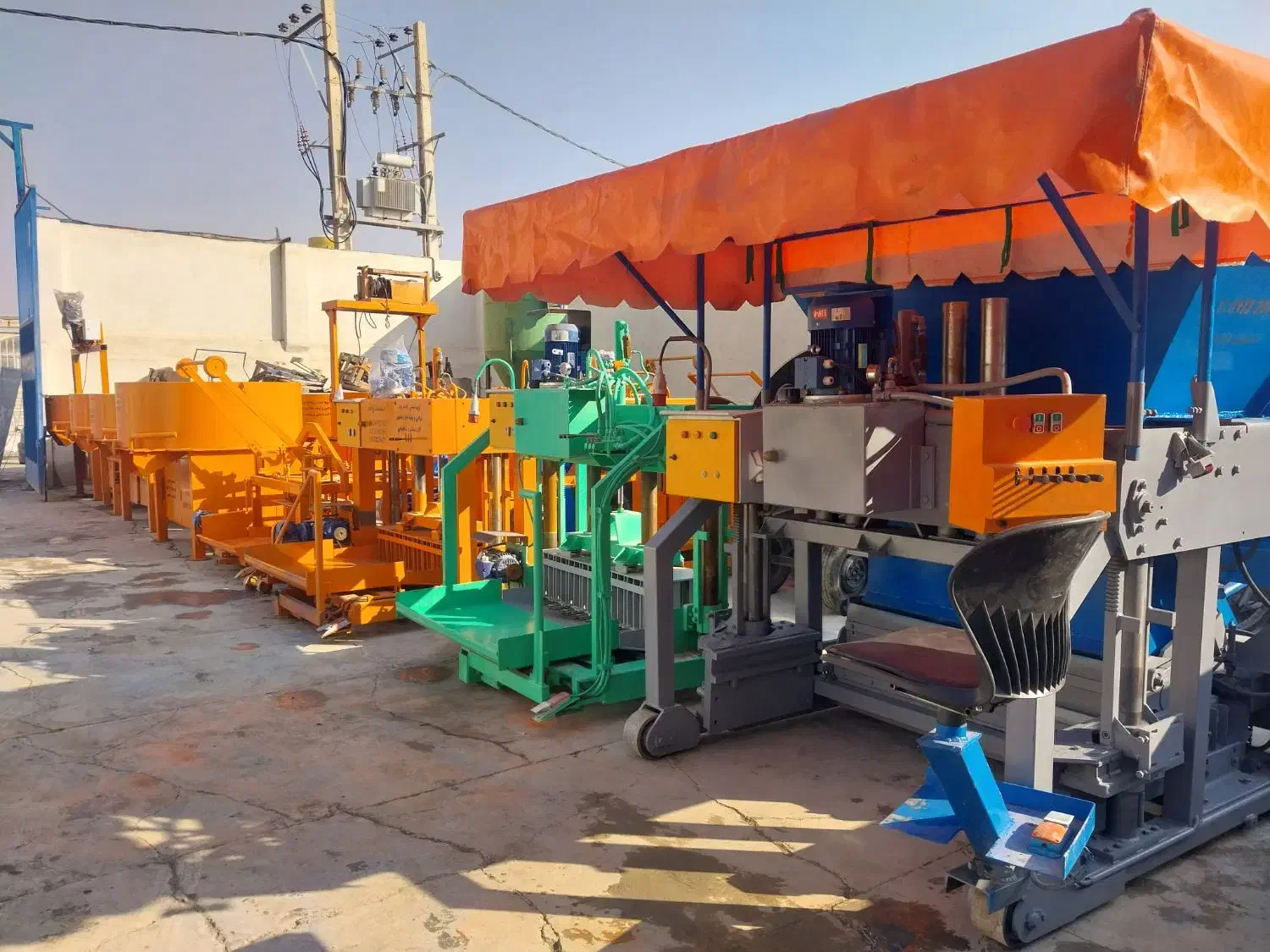 نوین صنعت بلوک زن|ماشین‌آلات صنعتی|لاهیجان, کوی آزادگان|دیوار