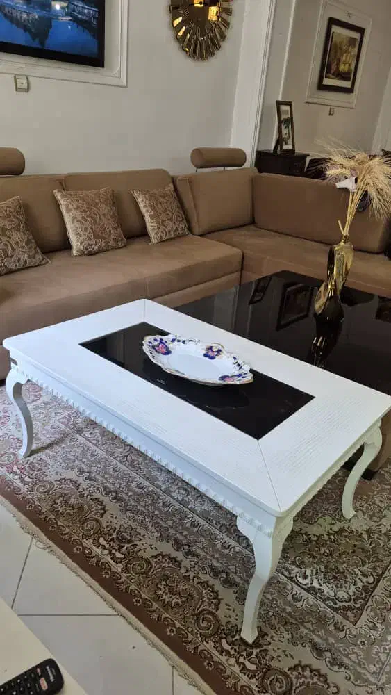 میز جلو مبلی سفید از برند رئال|مبلمان خانگی و میز عسلی|رشت, نامجو|دیوار