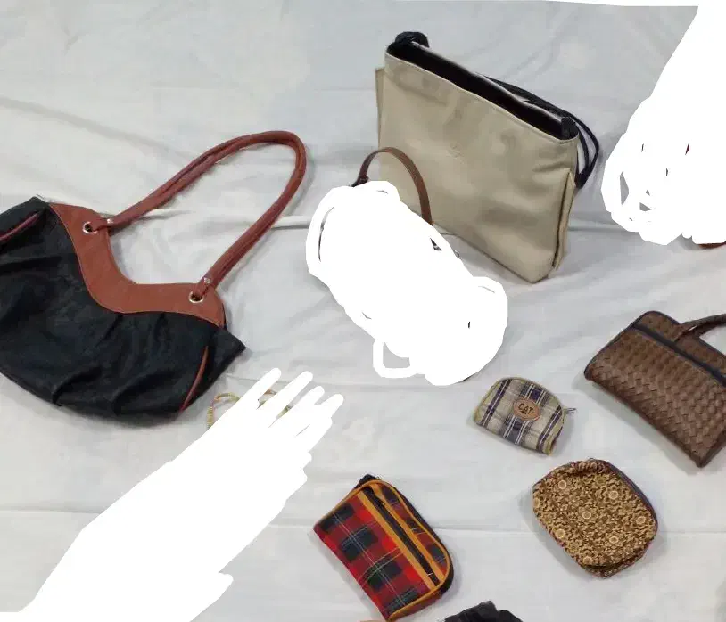 کیف|کیف، کفش، کمربند|قائن, |دیوار