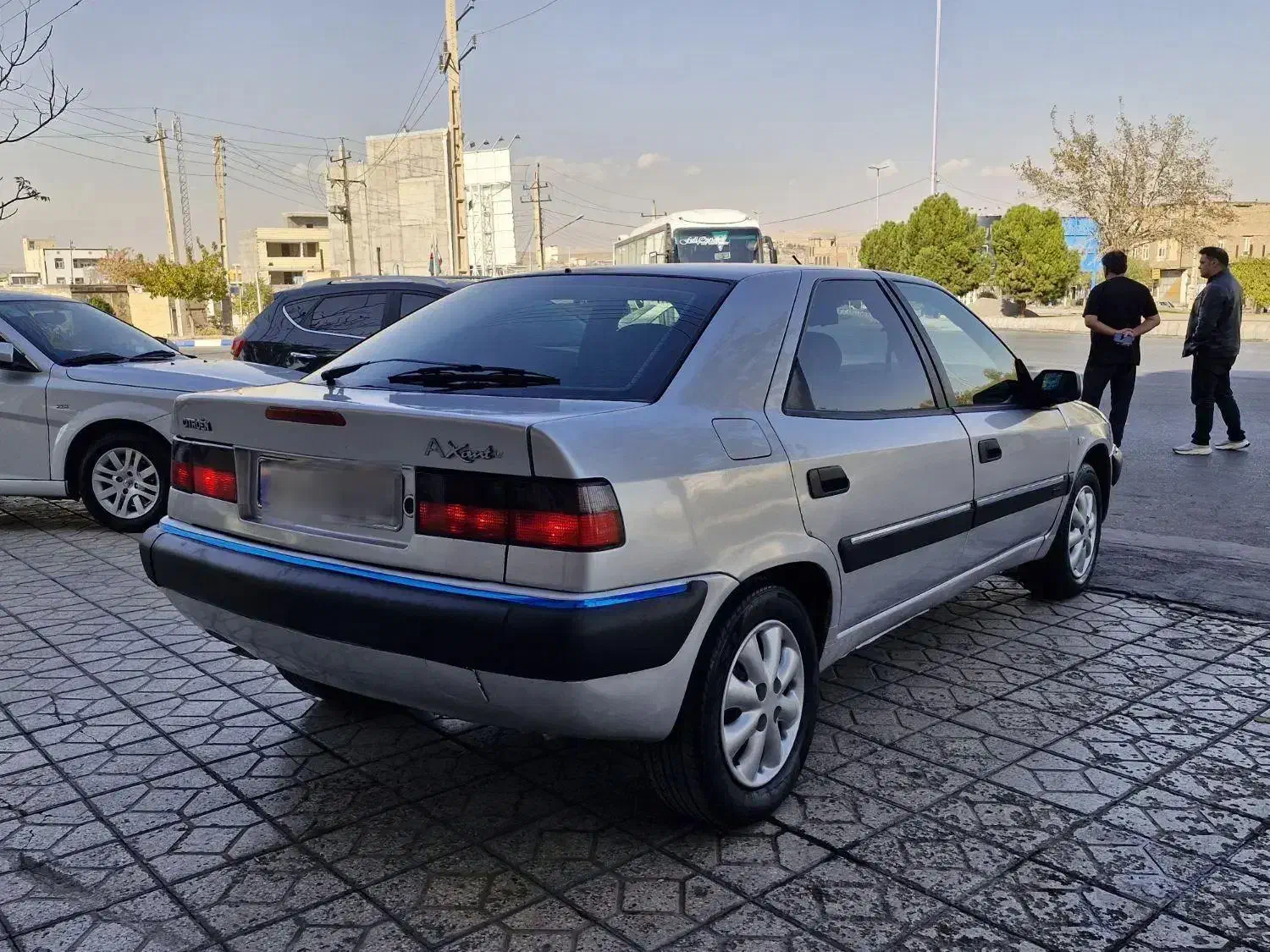 سواری زانتیا|خودرو سواری و وانت|میانه, |دیوار