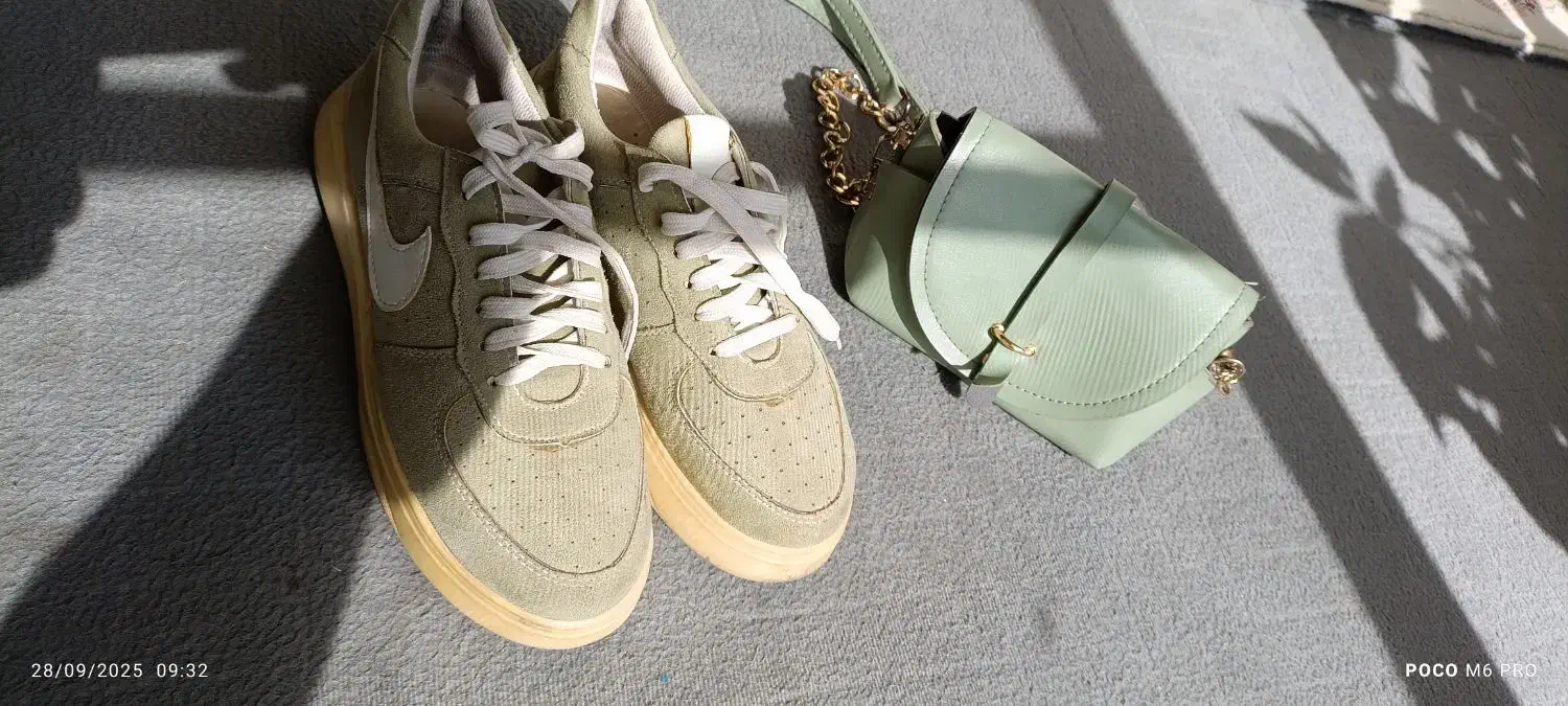 کیف و کفش|لباس|اصفهان, لاله|دیوار