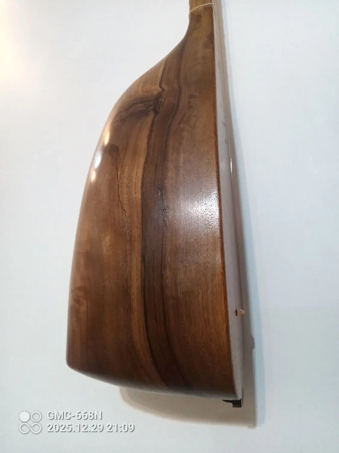 تنبور کهنه|سازهای سنتی|پردیس, فاز ۲|دیوار