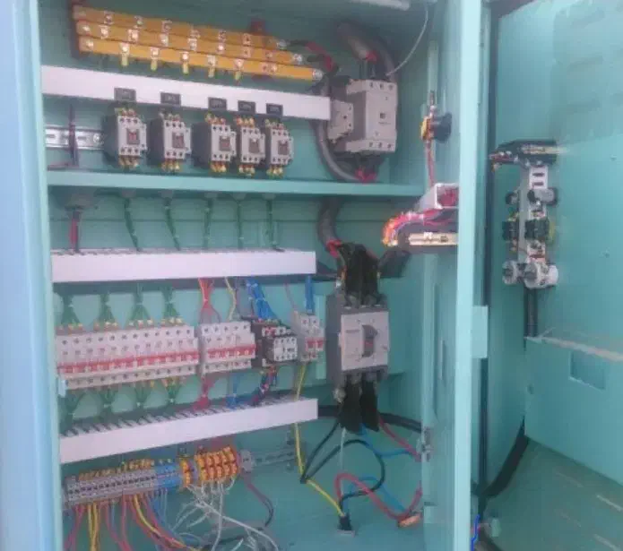 تاسیسات لوله کشی برق برقکاری|خدمات پیشه و مهارت|رشت, کاکتوس|دیوار