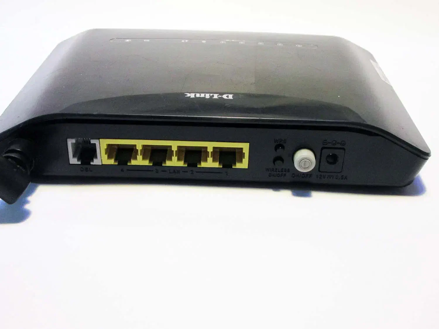 Modem adsl Dlink|مودم و تجهیزات شبکه|نمین, |دیوار