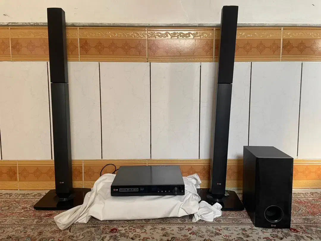 سیستم خانگی ال جی اصل|سیستم صوتی خانگی|قم, نخودی|دیوار