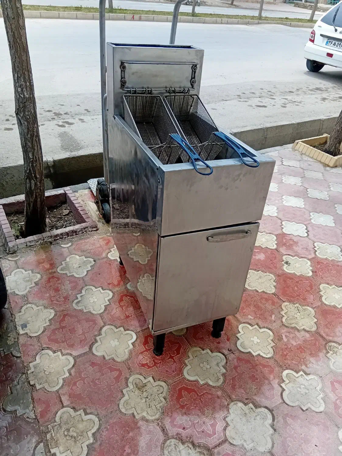 دستگاه سرخکن نوبل|کافیشاپ و رستوران|فامنین, |دیوار