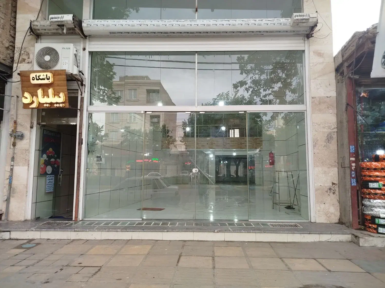 230متر رهن و اجاره تجاری 22بهمن دوکله|اجارهٔ مغازه و غرفه|الوند, |دیوار