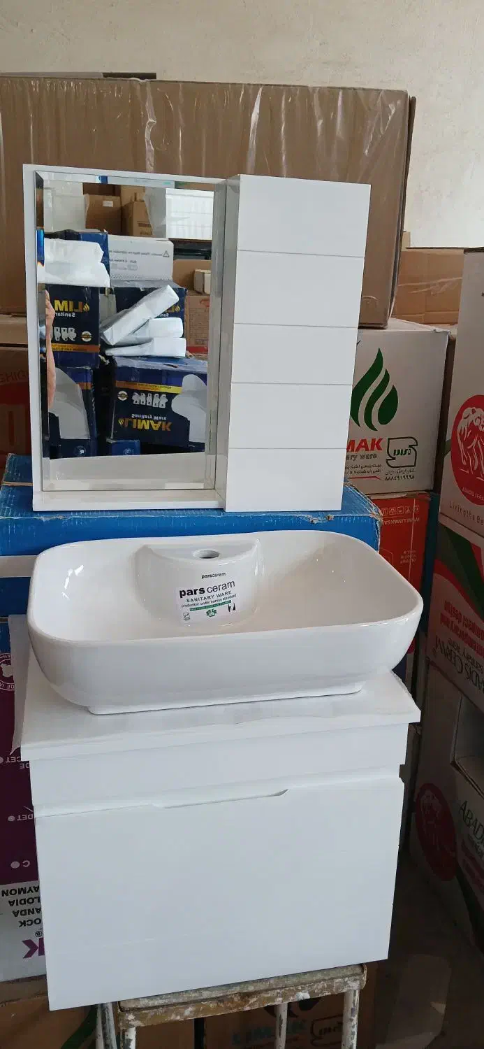 ست آینه باکس روشویی سفید pvc|لوازم سرویس بهداشتی|تهران, شهرک شریفی|دیوار
