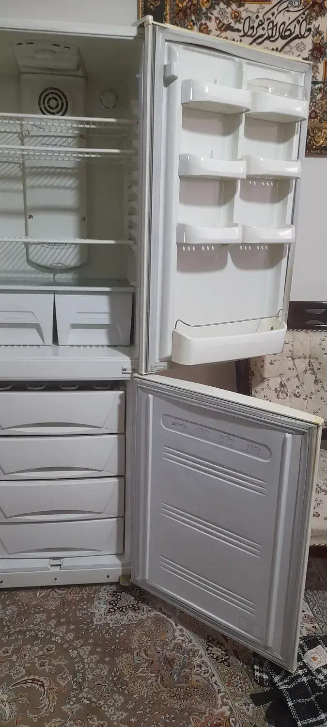 فروش یخچال امرسان کاملا سالم|یخچال و فریزر|اصفهان, گرکان|دیوار
