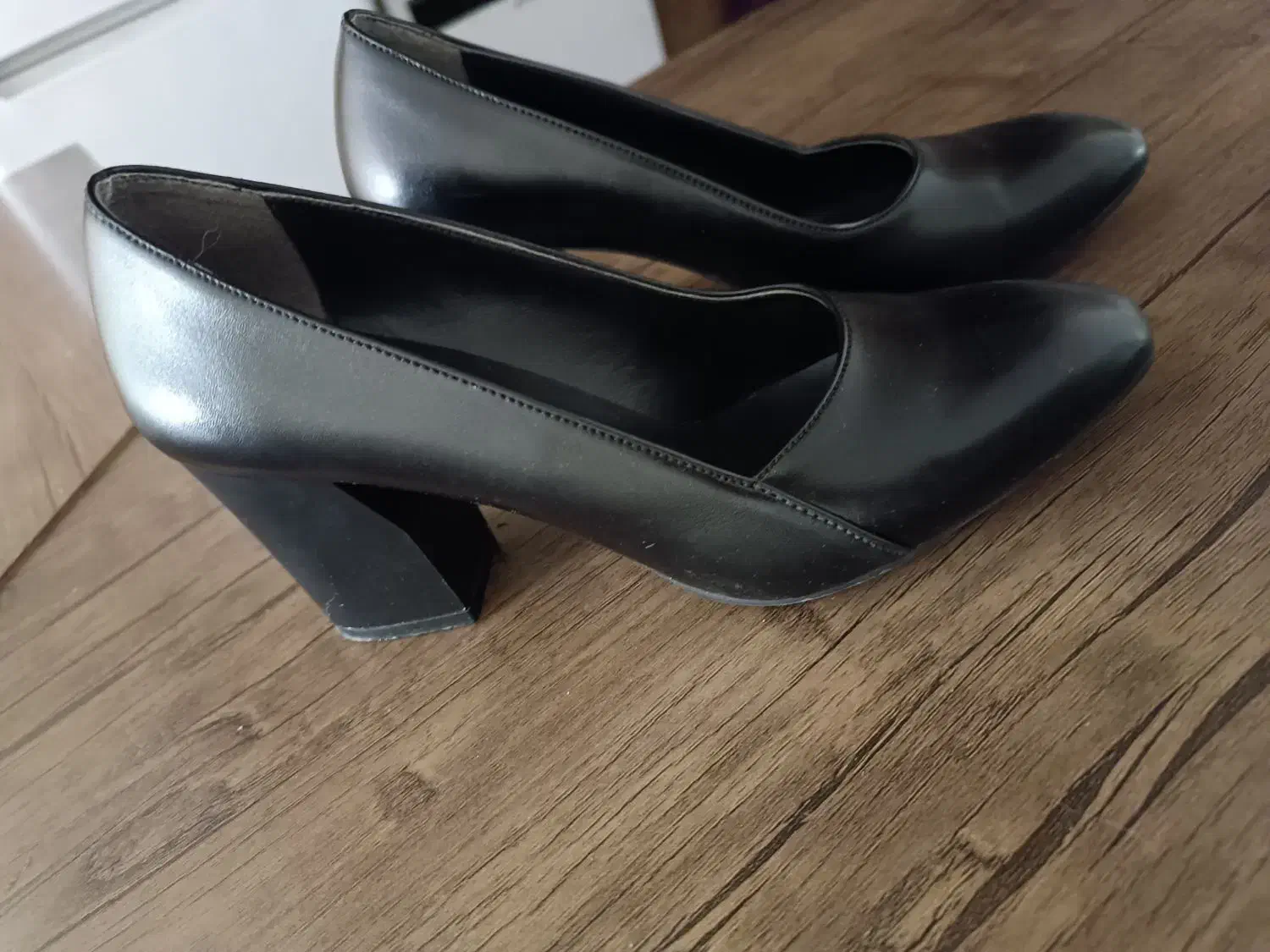 کفش سالم|کیف، کفش، کمربند|جم, |دیوار