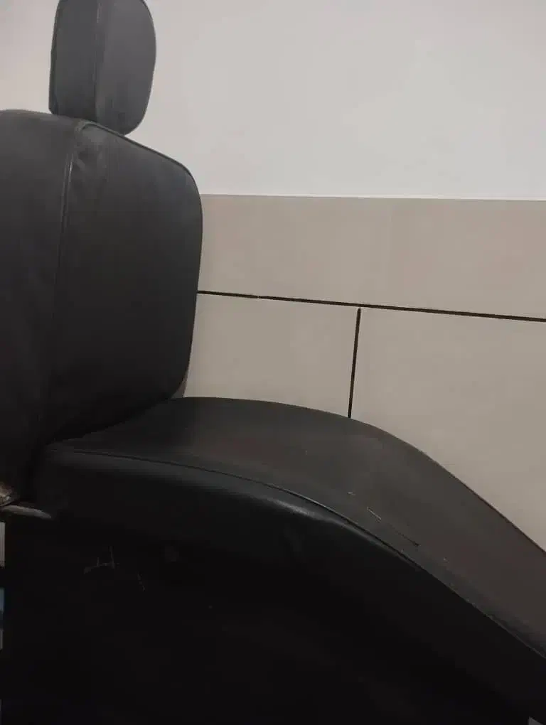 صندلی|صندلی و نیمکت|آباده, |دیوار