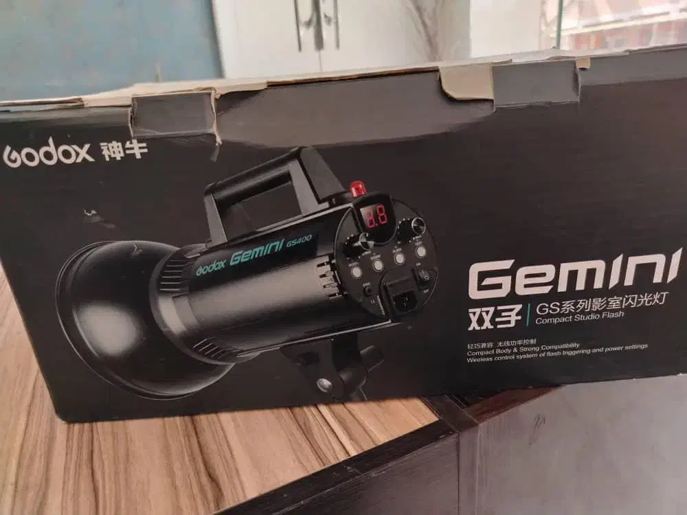 فروش 2عدد فلاش عکاسی|دوربین عکاسی و فیلمبرداری|برازجان, |دیوار