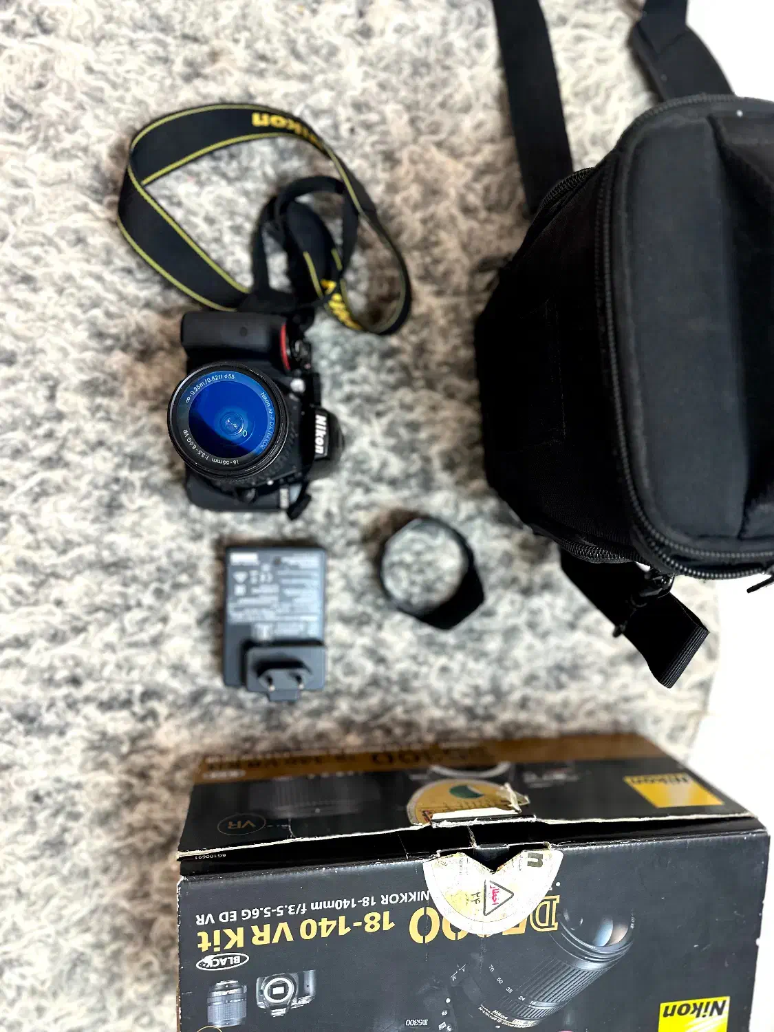 دوربین فیلمبرداری و عکاسیnikon|دوربین عکاسی و فیلم‌برداری|رباط‌کریم, رباط‌کریم|دیوار