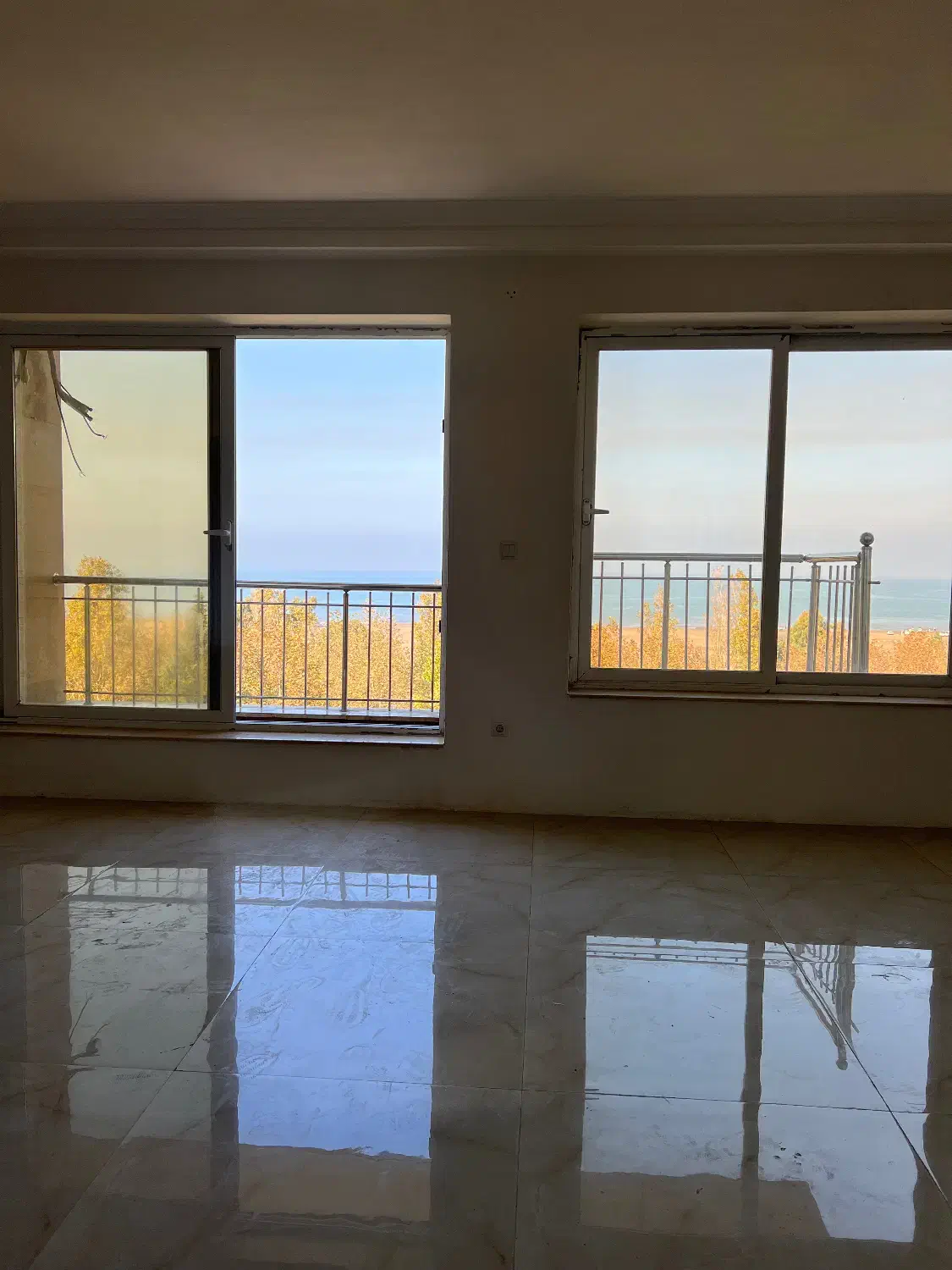 رهن آپارتمان ساحلی ویو دریا غرق نورگیر|اجارهٔ آپارتمان|فریدون‌کنار, |دیوار