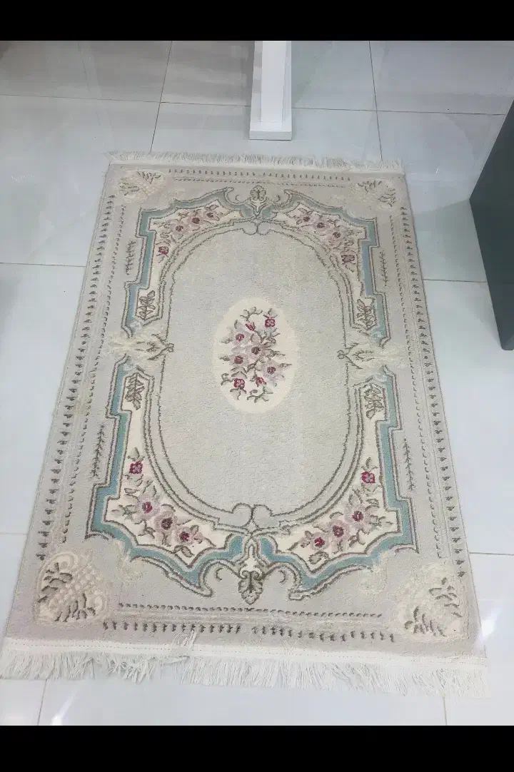 کناره وپادری|فرش|قم, زاویه|دیوار