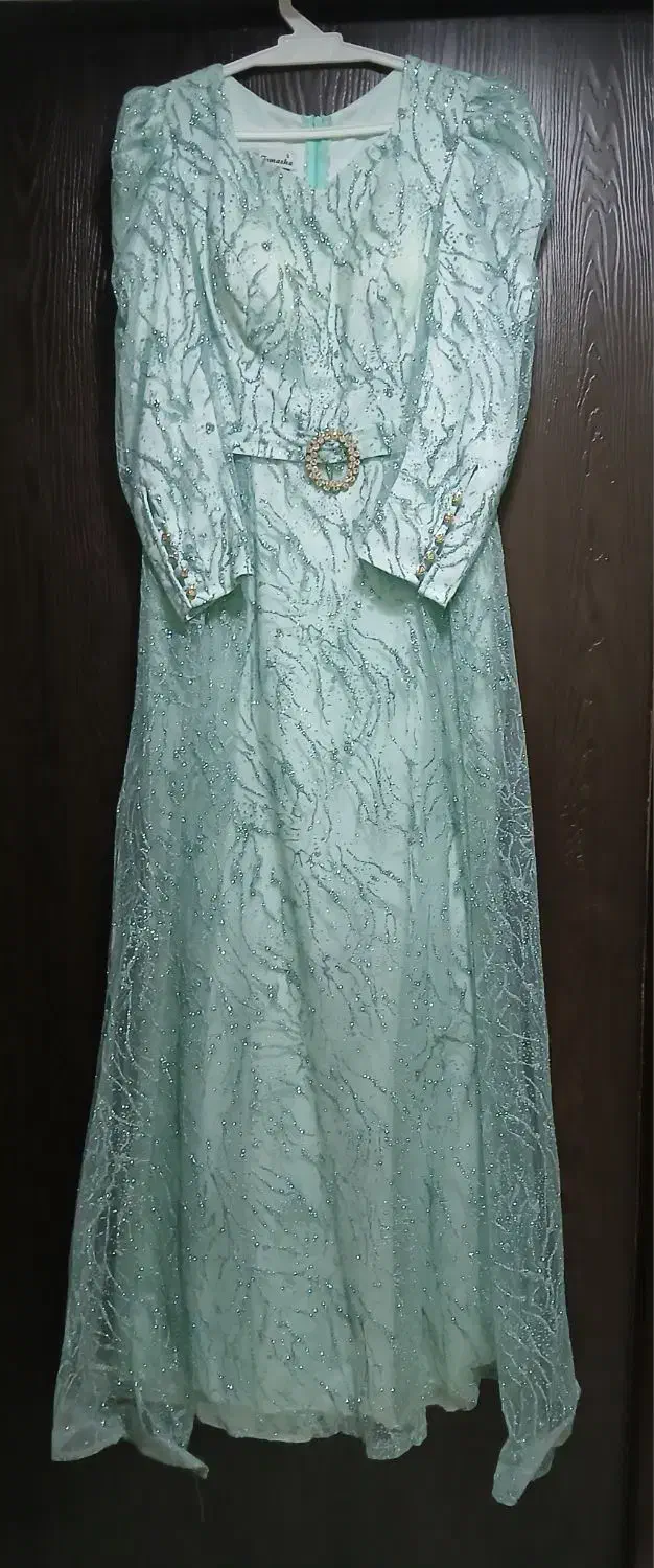 لباس مجلسی|لباس|فولادشهر, B4|دیوار