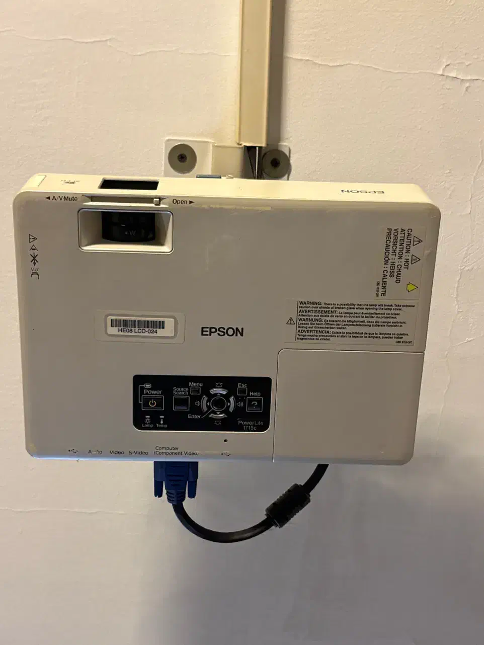 ویدیو پرژکتور|تلویزیون و پروژکتور|اصفهان, بهارستان|دیوار