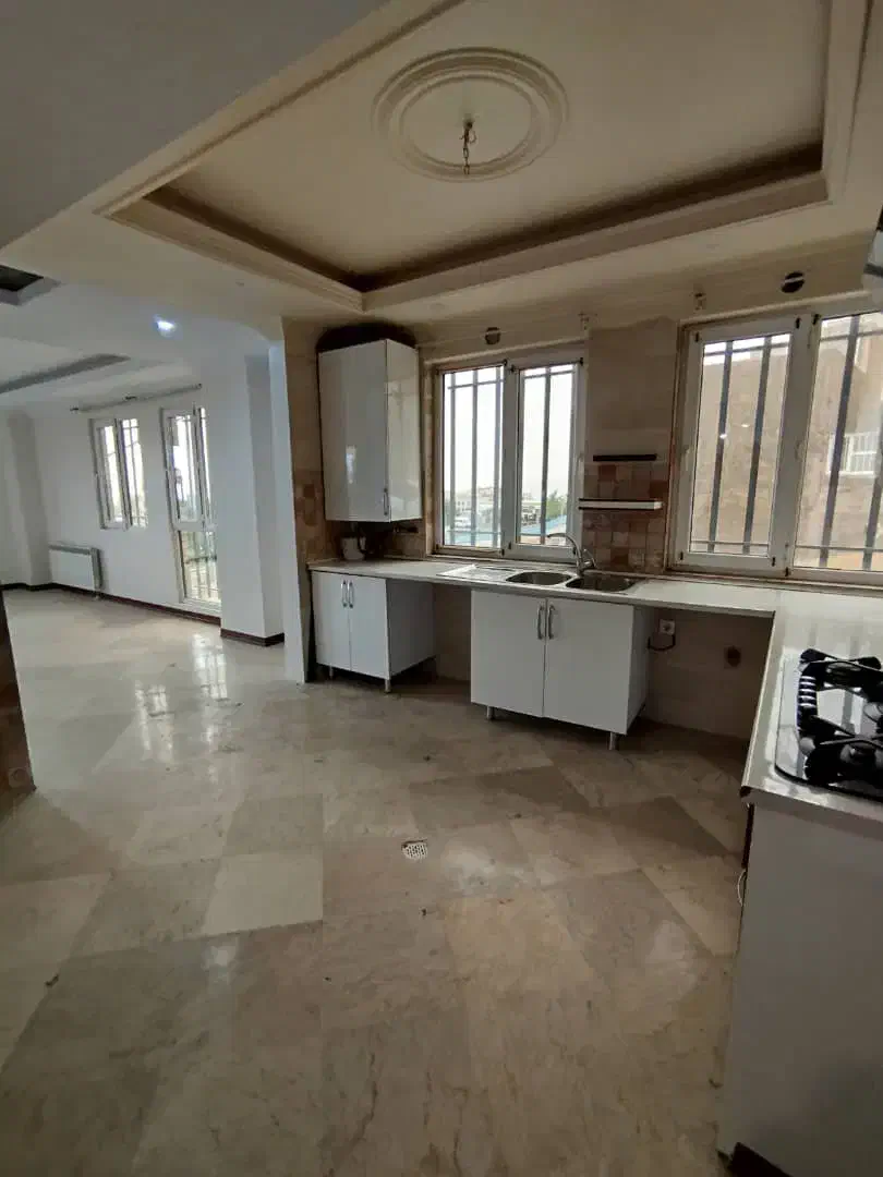 پونک میدان دانشگاه۱۳۵ متر۲،خواب