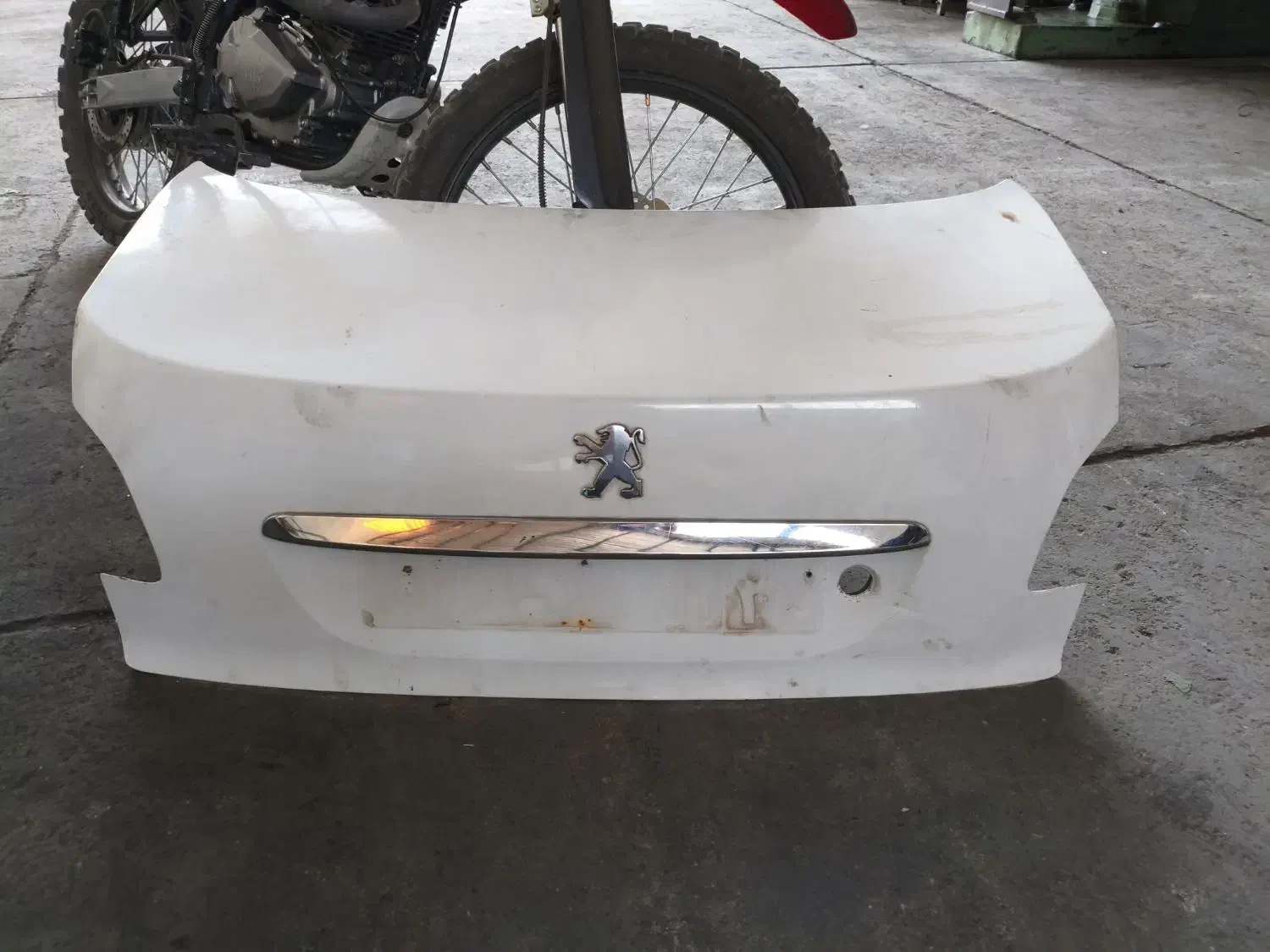 صندوق و‌درب عقب پژو206 sd بدون رنگ|قطعات یدکی و لوازم جانبی|تبریز, |دیوار