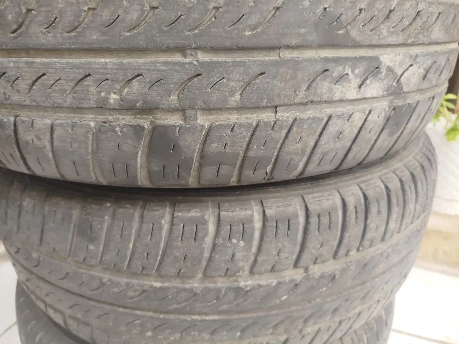 لاستیک کویر خوب وتمیز|قطعات یدکی و لوازم جانبی|قم, ولیعصر|دیوار