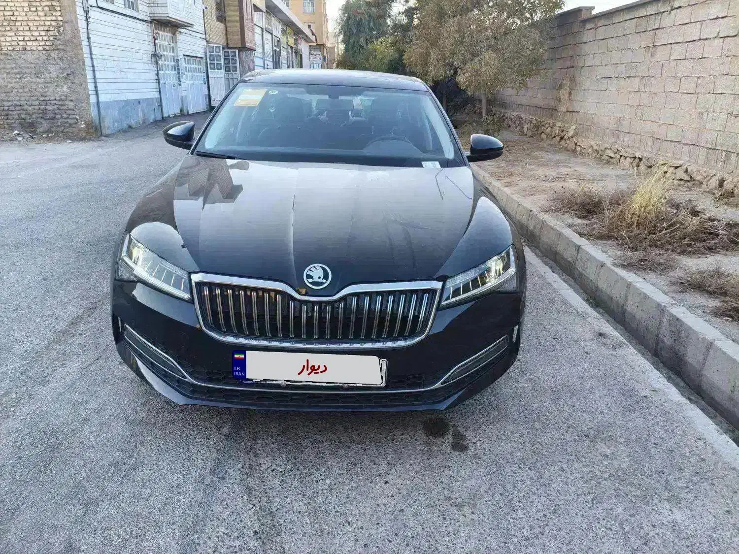 اشکودا سوپرب مشکی ۲۰۲۴|خودرو سواری و وانت|شیراز, ریشمک|دیوار