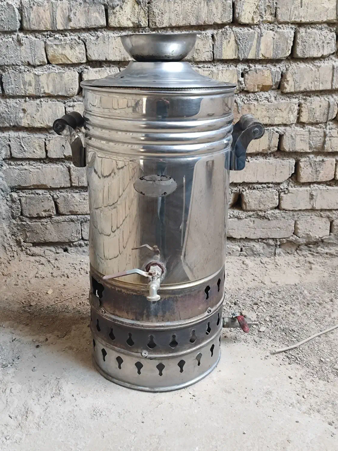 سماور بزرگ|سماور، چای‌ساز، قهوه‌ساز|خمینی‌شهر, |دیوار