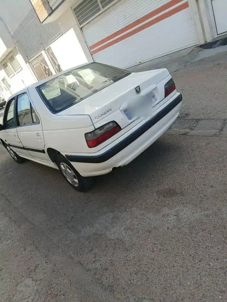 پژو پارس مدل ۹۸ فابریک|خودرو سواری و وانت|شیراز, شهرک گلستان شمالی|دیوار