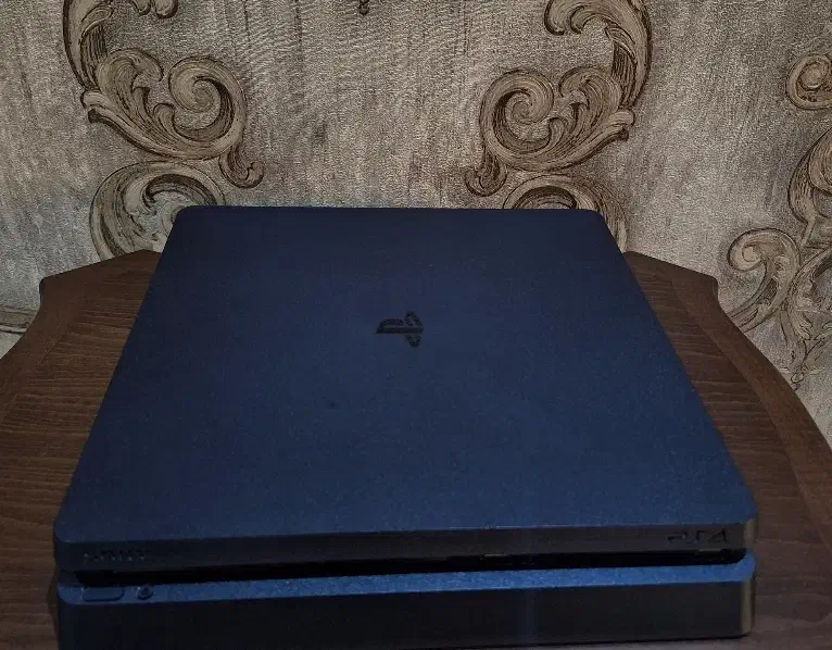 فروش درحد نو PS4 slim 1tb|کنسول، بازی ویدئویی و آنلاین|بندرعباس, |دیوار