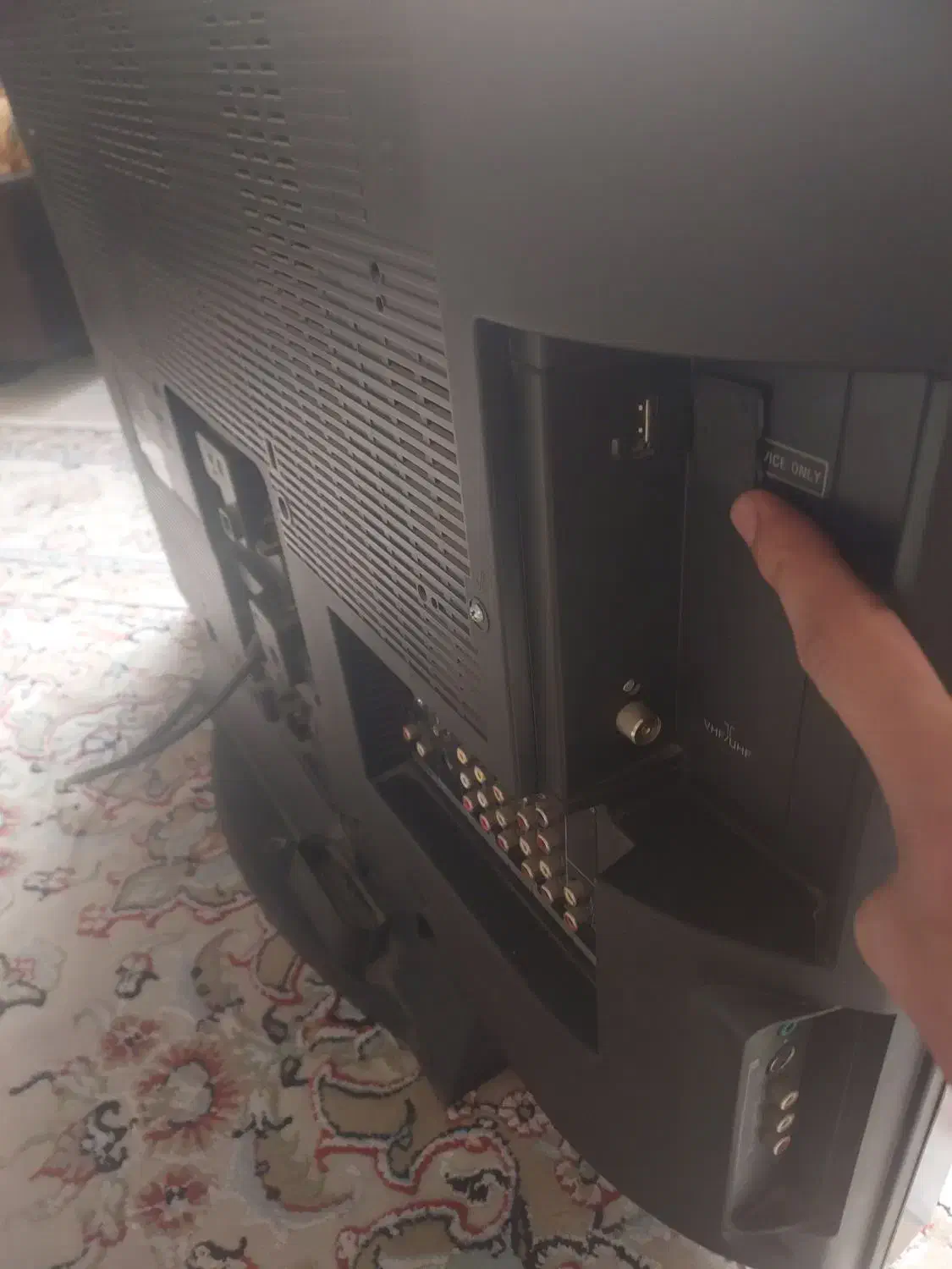 تلویزیون ال سی دی سونی ۳۲ اینچ براویا|تلویزیون و پروژکتور|تهران, فدک|دیوار