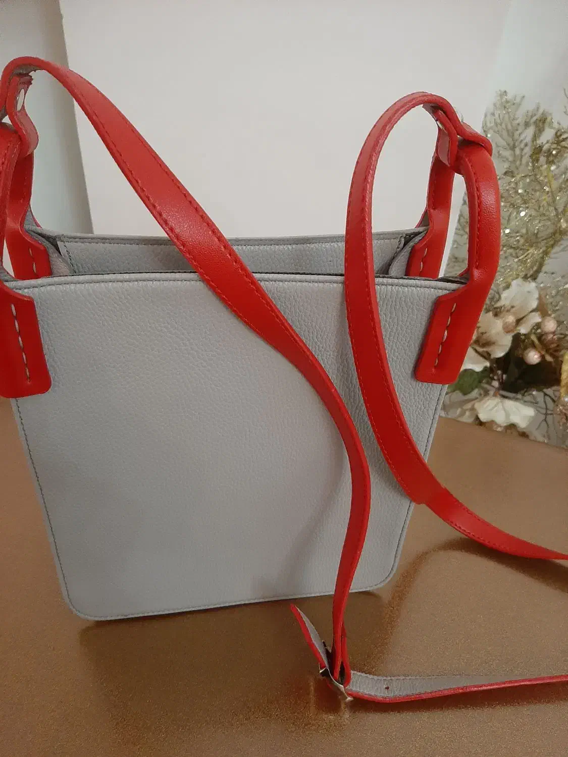 کیف نو برتونیکس|کیف، کفش، کمربند|رشت, بوسار|دیوار