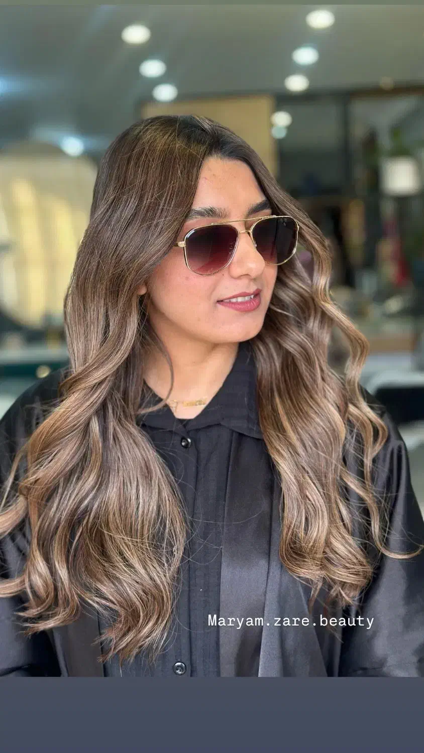 مدل لایت کاملا طبیعی جهت تدریس هنرجو|خدمات آرایشگری و زیبایی|شیراز, پودنک|دیوار