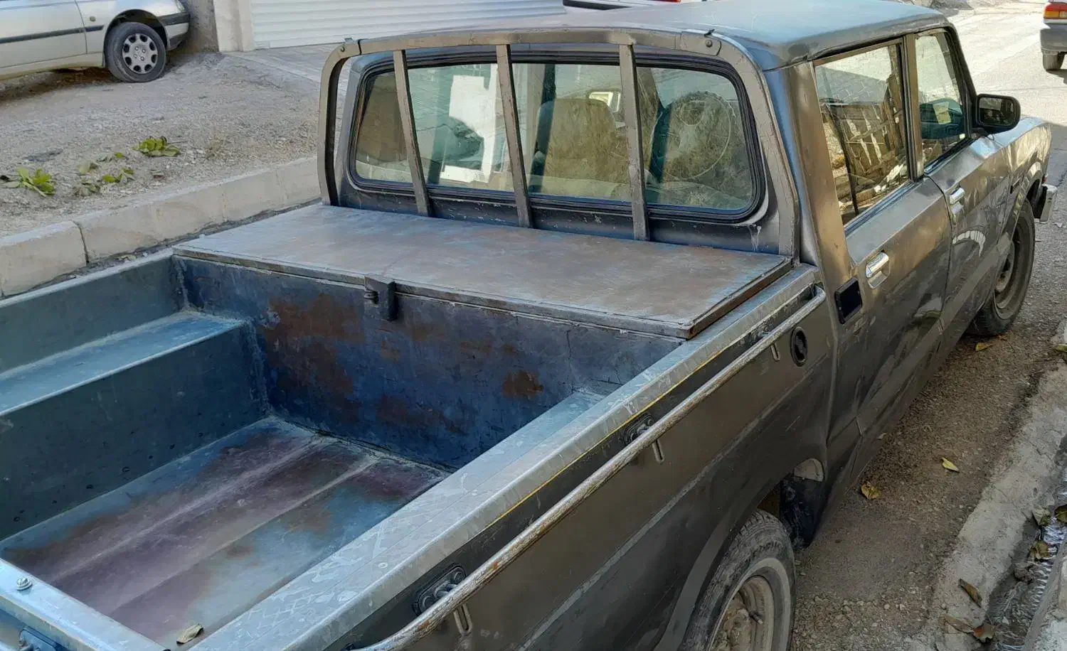 فروش سواری مزدا دوکابین۲۰۰۰|خودرو سواری و وانت|صدرا-فارس, فاز ۲|دیوار