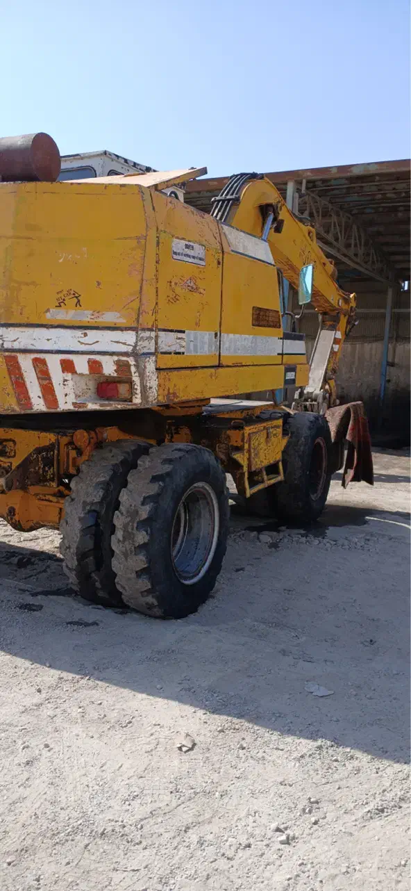 بیل ۹۱۲ لاستیکی هپکو|خودرو سنگین|اصفهان, گلزار|دیوار