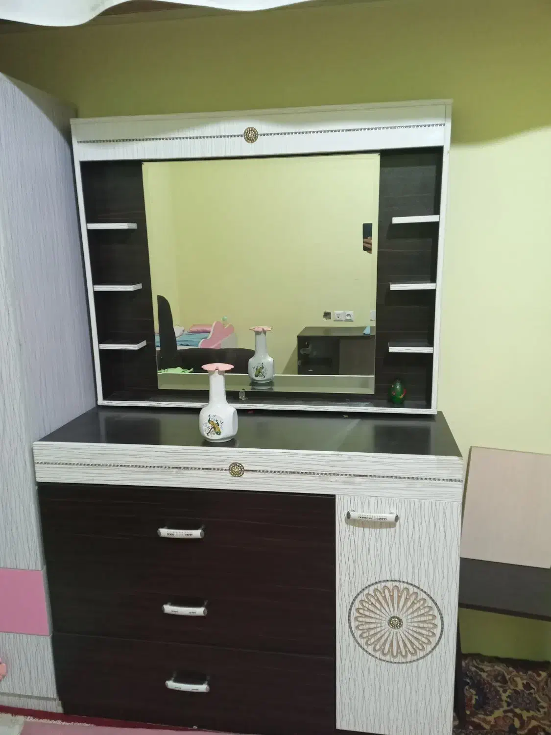 کمد و دراور|جاکفشی، کمد، دراور|زنجان, |دیوار