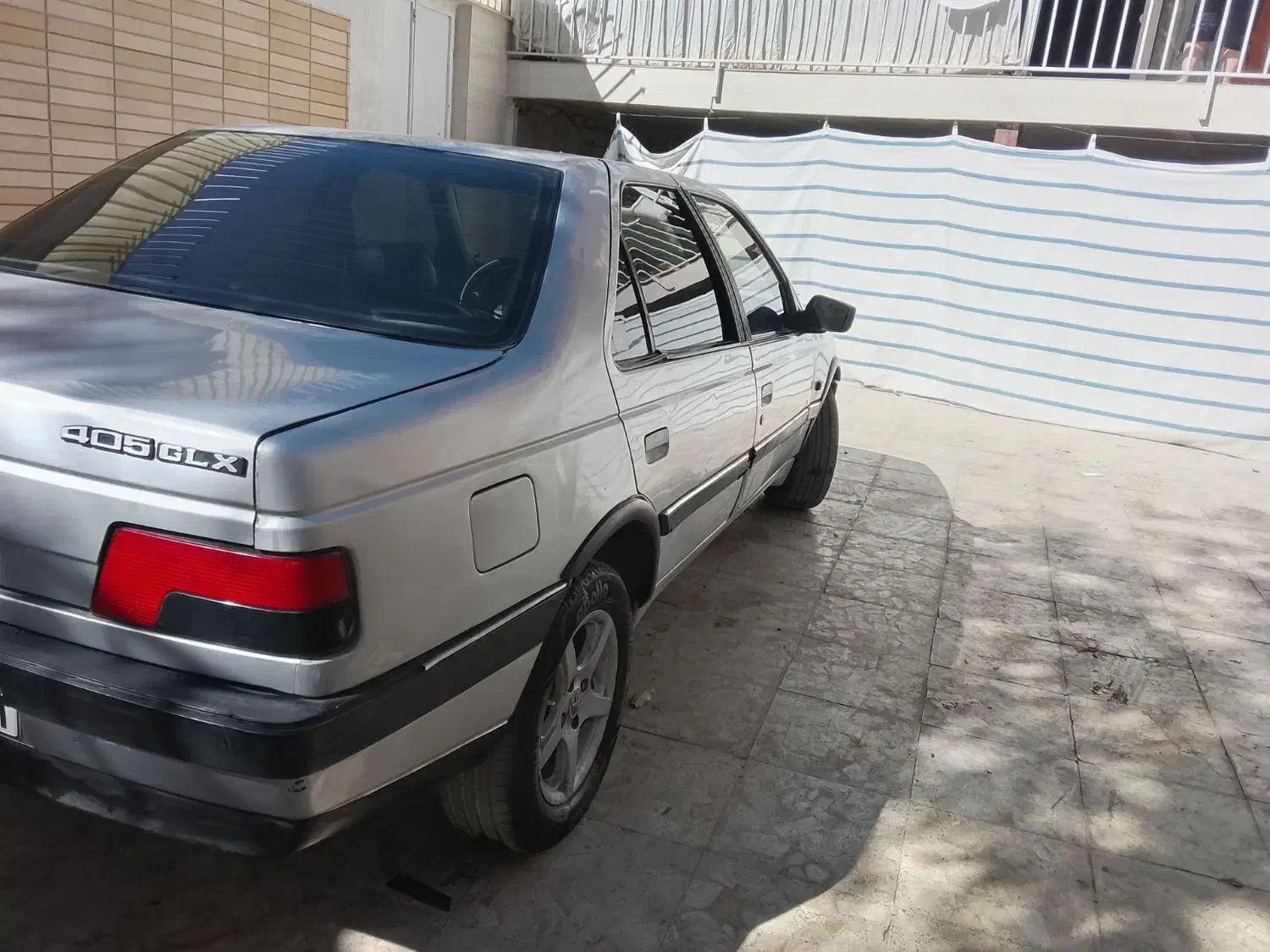 پژو ۴۰۵|خودرو سواری و وانت|سمیرم, |دیوار