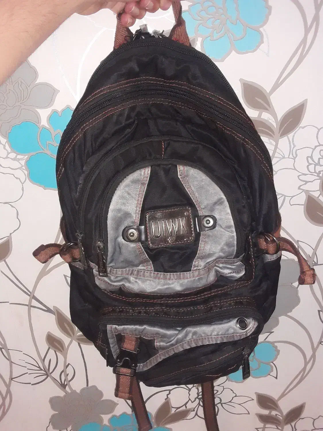 یک عدد کوله پشتی مناسب دبستان|کیف، کفش، کمربند|اراک, |دیوار