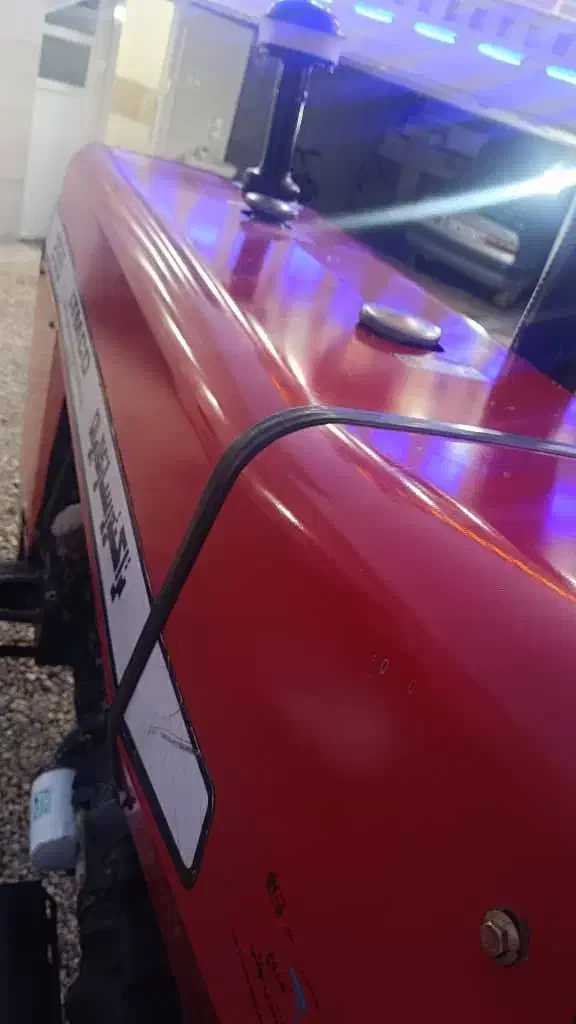 تراکتور|خودرو سنگین|درب گنبد, |دیوار