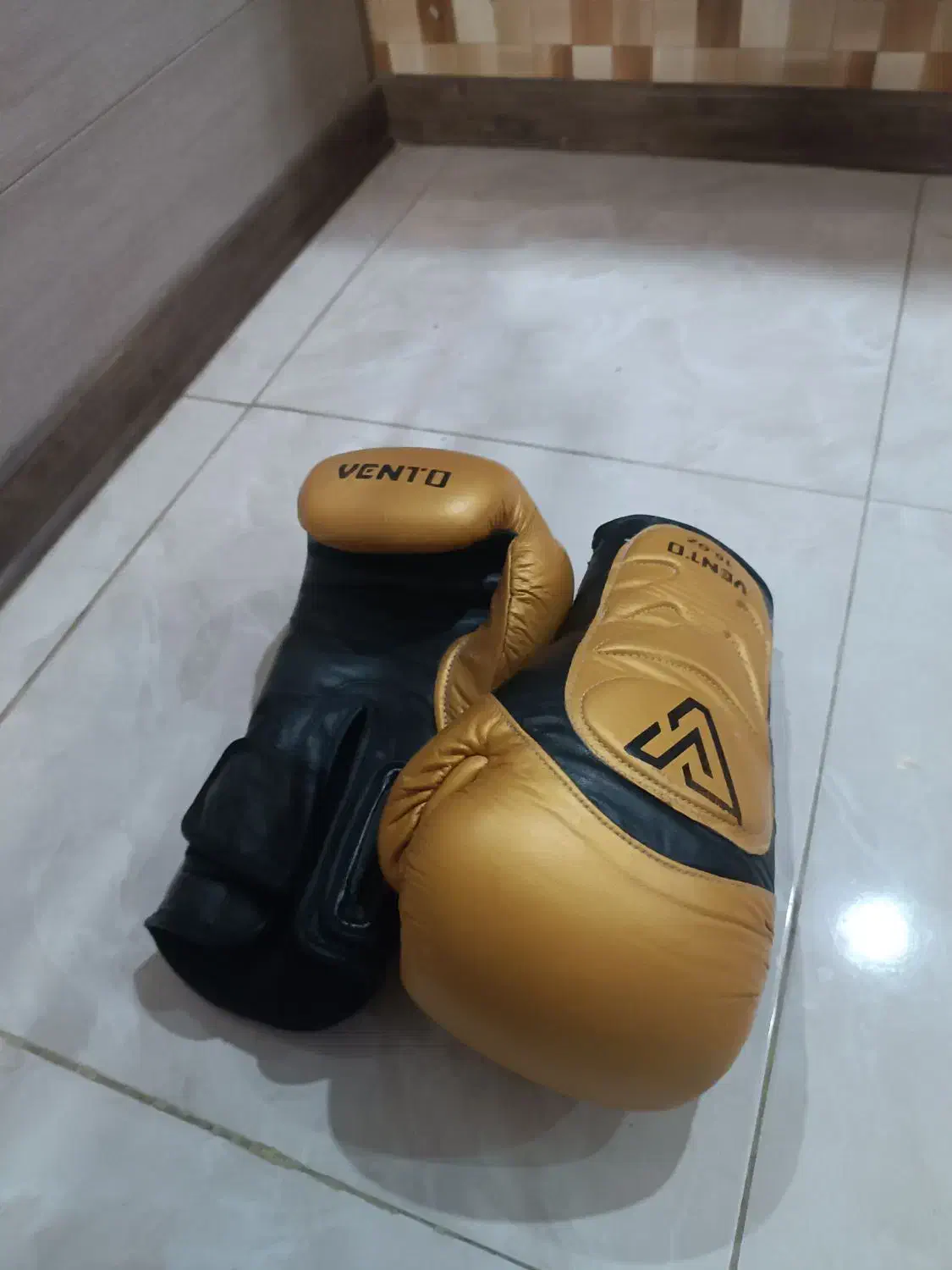 دستکش بوکس مدل ونتو|تجهیزات ورزشی|زاهدان, |دیوار